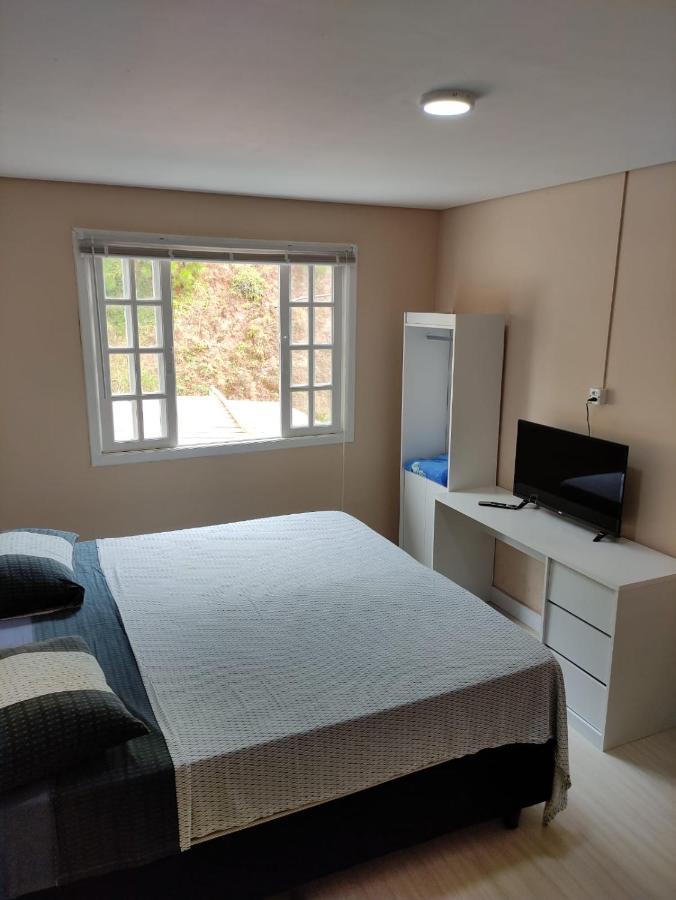 Pousada Bravo House Balneário Camboriú エクステリア 写真