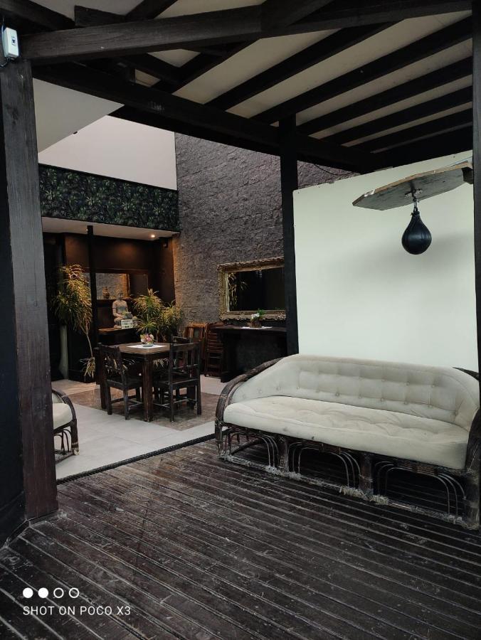 Pousada Bravo House Balneário Camboriú エクステリア 写真