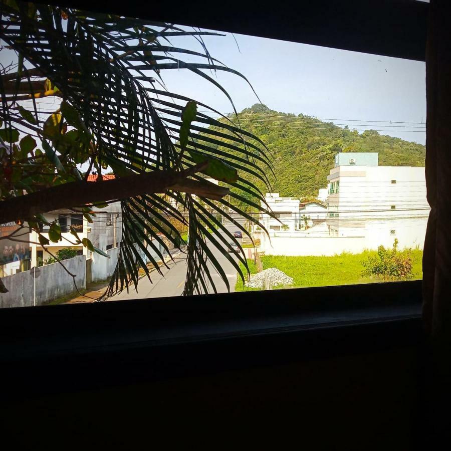 Pousada Bravo House Balneário Camboriú エクステリア 写真